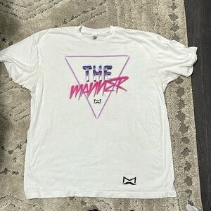 The manner tee